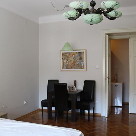 Apartment Centrum Novi Sad Chambre photo