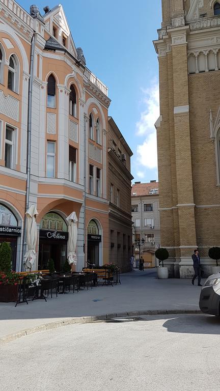 Apartment Centrum Novi Sad Extérieur photo